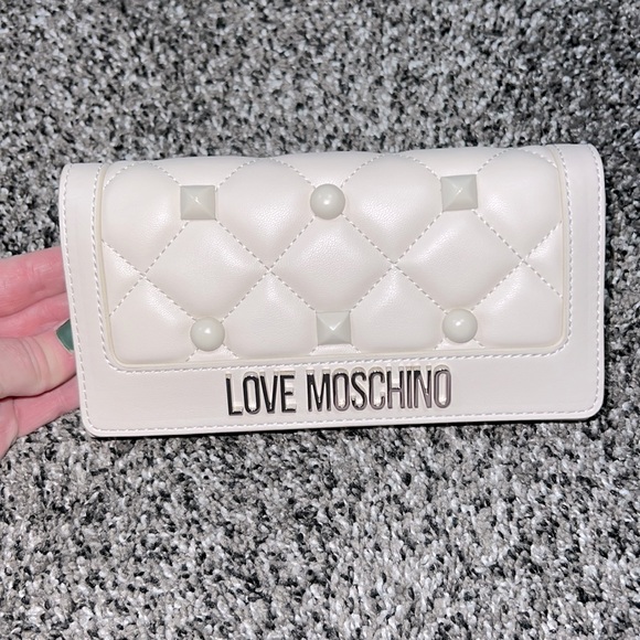NWT Cream LOVE MOSCHINO clutch with shoulder strap